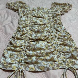 Love Tree Floral Ruched Bungee Square Neck Puff Sleeve Mini Dress M